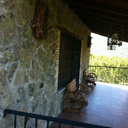 Casa Rural Apartamento Las Malpicas นาวากอนเซโค ภายนอก รูปภาพ