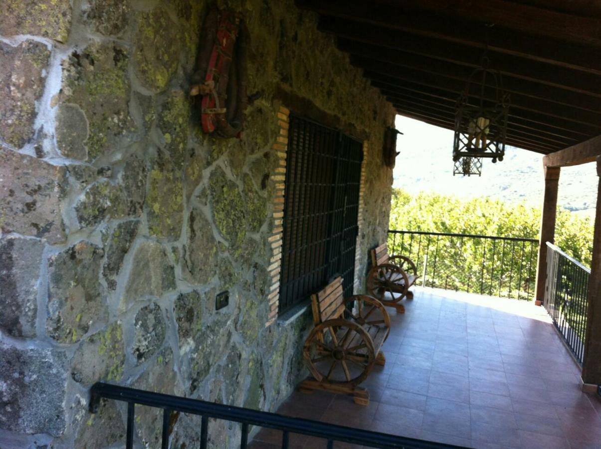 Casa Rural Apartamento Las Malpicas นาวากอนเซโค ภายนอก รูปภาพ