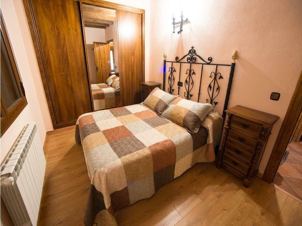 Casa Rural Apartamento Las Malpicas นาวากอนเซโค ภายนอก รูปภาพ